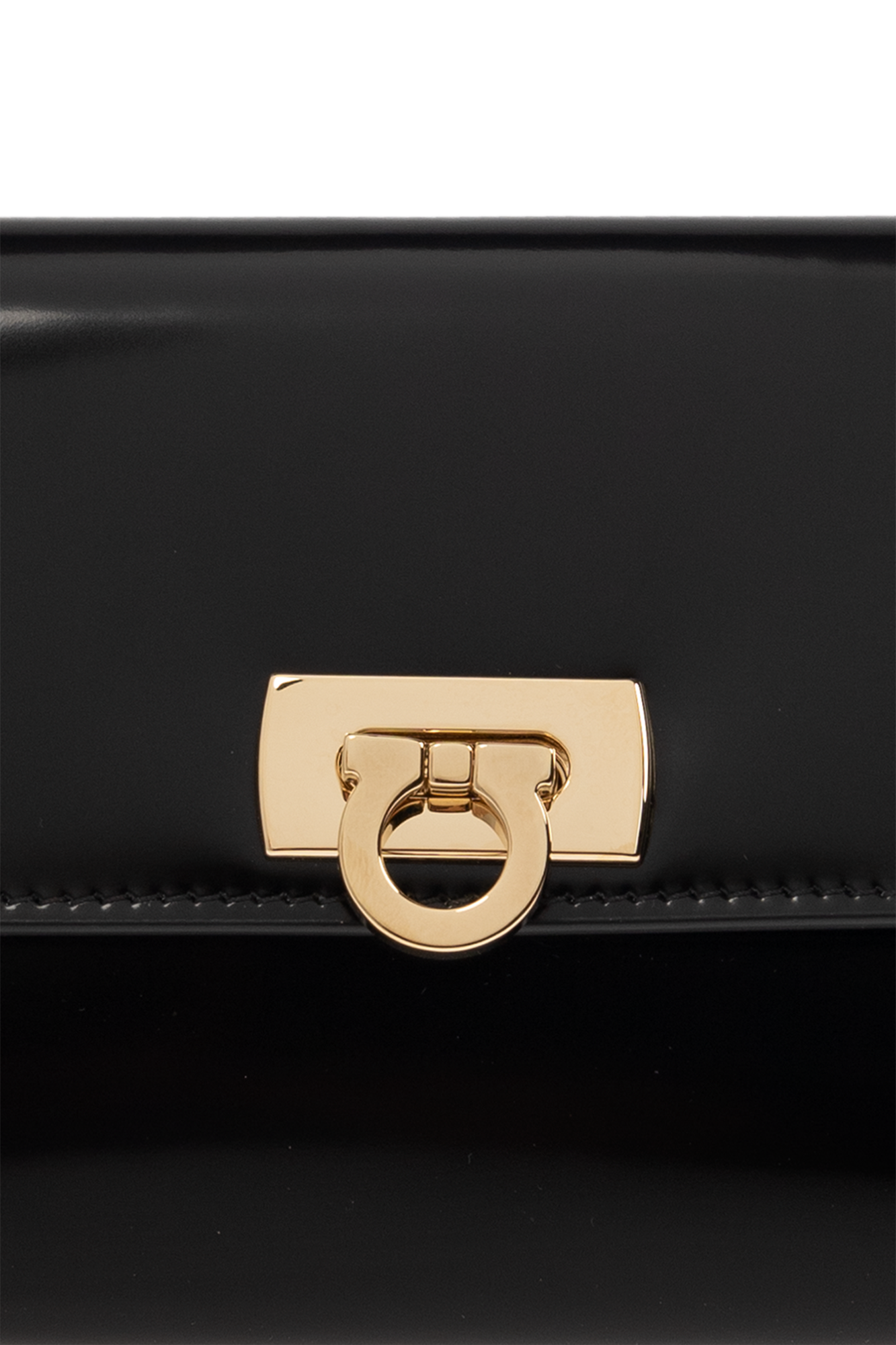 Ferragamo mini outlet wallet